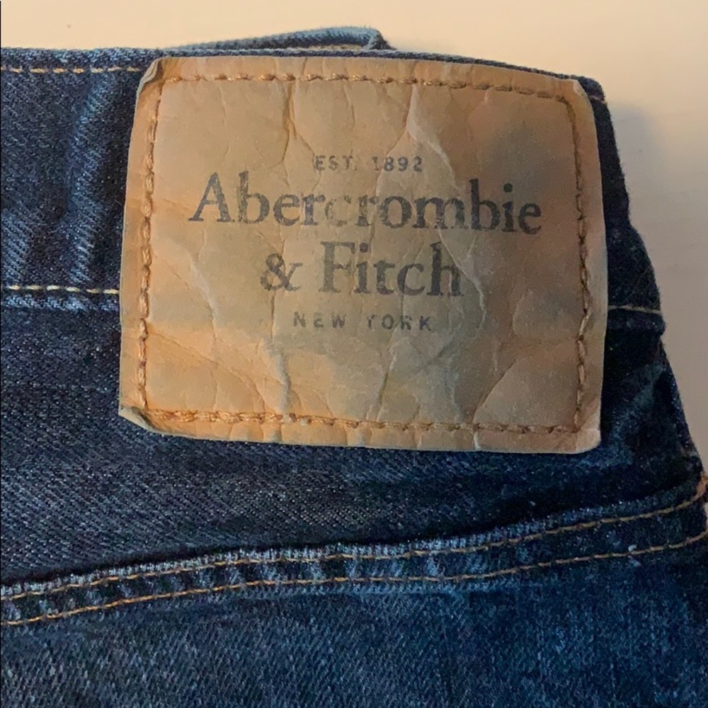 Men’s Abercrombie & Fitch Dark Wash Jeans - Picture 3 of 6